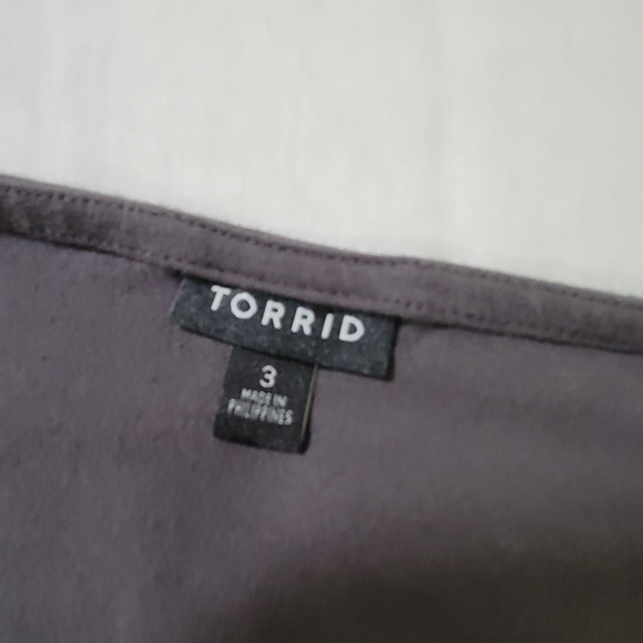 Torrid grey cold shoulder top Women's plus Size 3X - Picture 6 of 6